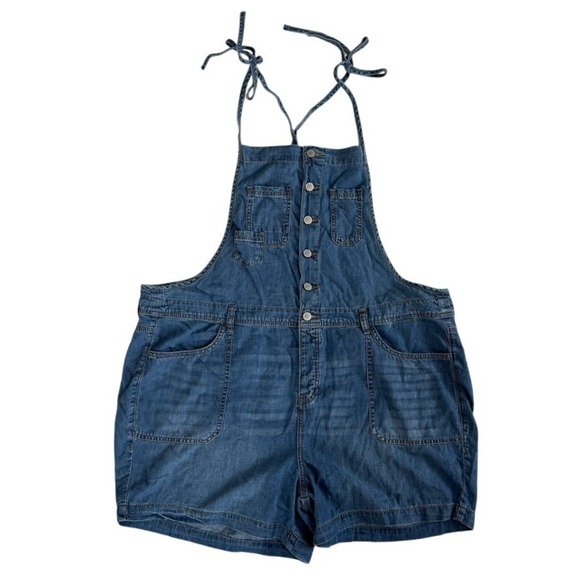 NWT‎ Torrid 5 Inch Lightweight Denim Shortalls Sz 18 Blue Summer Cute Festival - Picture 1 of 9